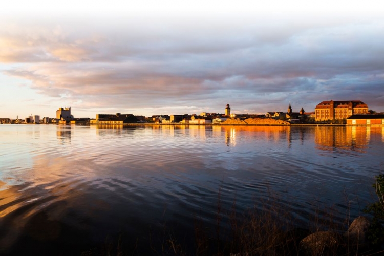 Investorkonsortium skal byudvikle havnen i Nykøbing Falster