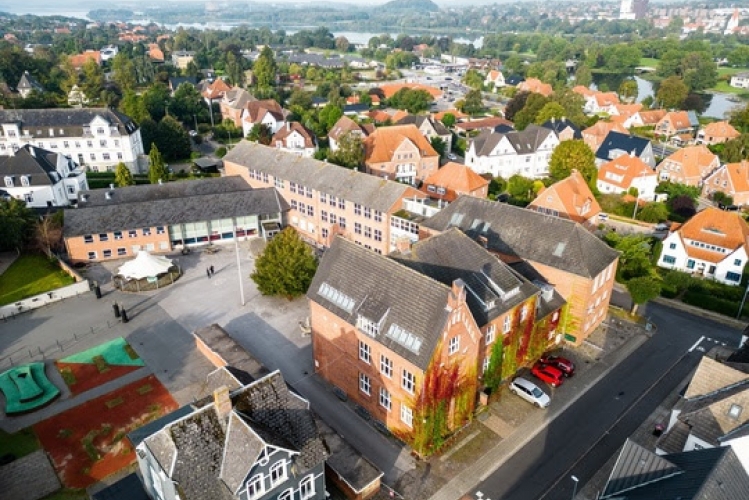 Skolebygninger i Haderslev skal omdannes til boliger: Budfrist den 20. september