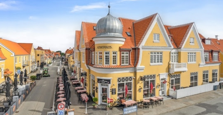 Ankerhus i Skagen er sat til salg for 64 millioner kr.